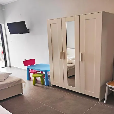 Front Apartament *