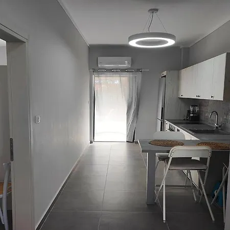 Apartament Front Hanioti